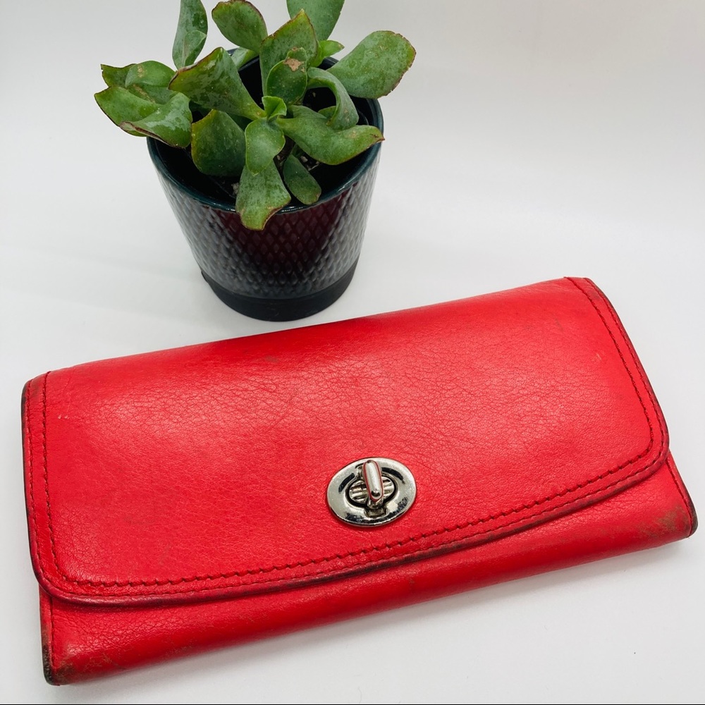Coach Coral Leather Slim Envelope Turnlock Wallet Silver Hardware